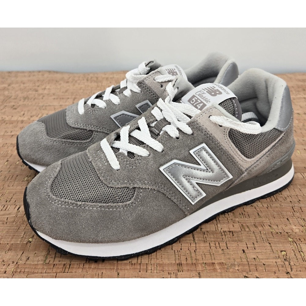 New Balance 574 Core Classics Sneakers Womens 9D Grey/White Suede WL574EVG